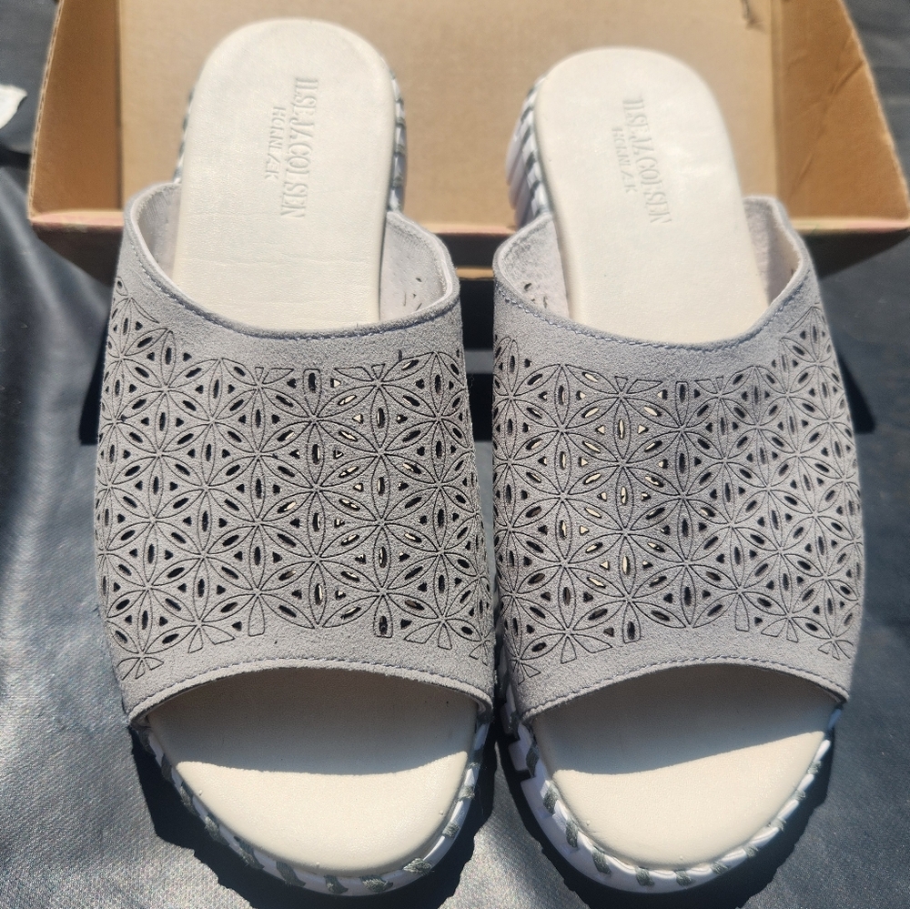 Ilse Jacobsen Gray Laser Cut Tulip Sandals Sz 36, US Sz 6